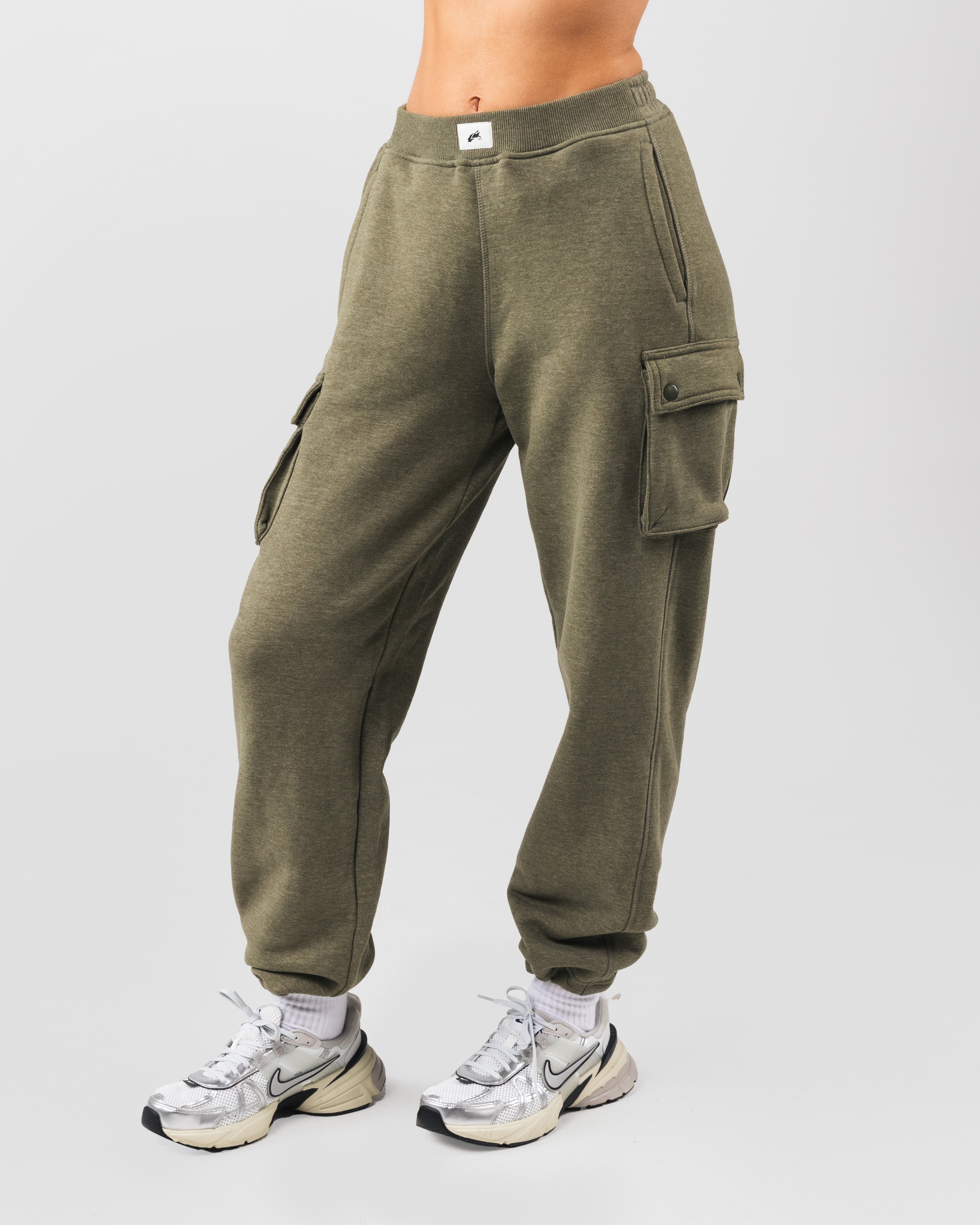【2plan】Core Half Track Cargo Training Pants 873985-003_Dixon-