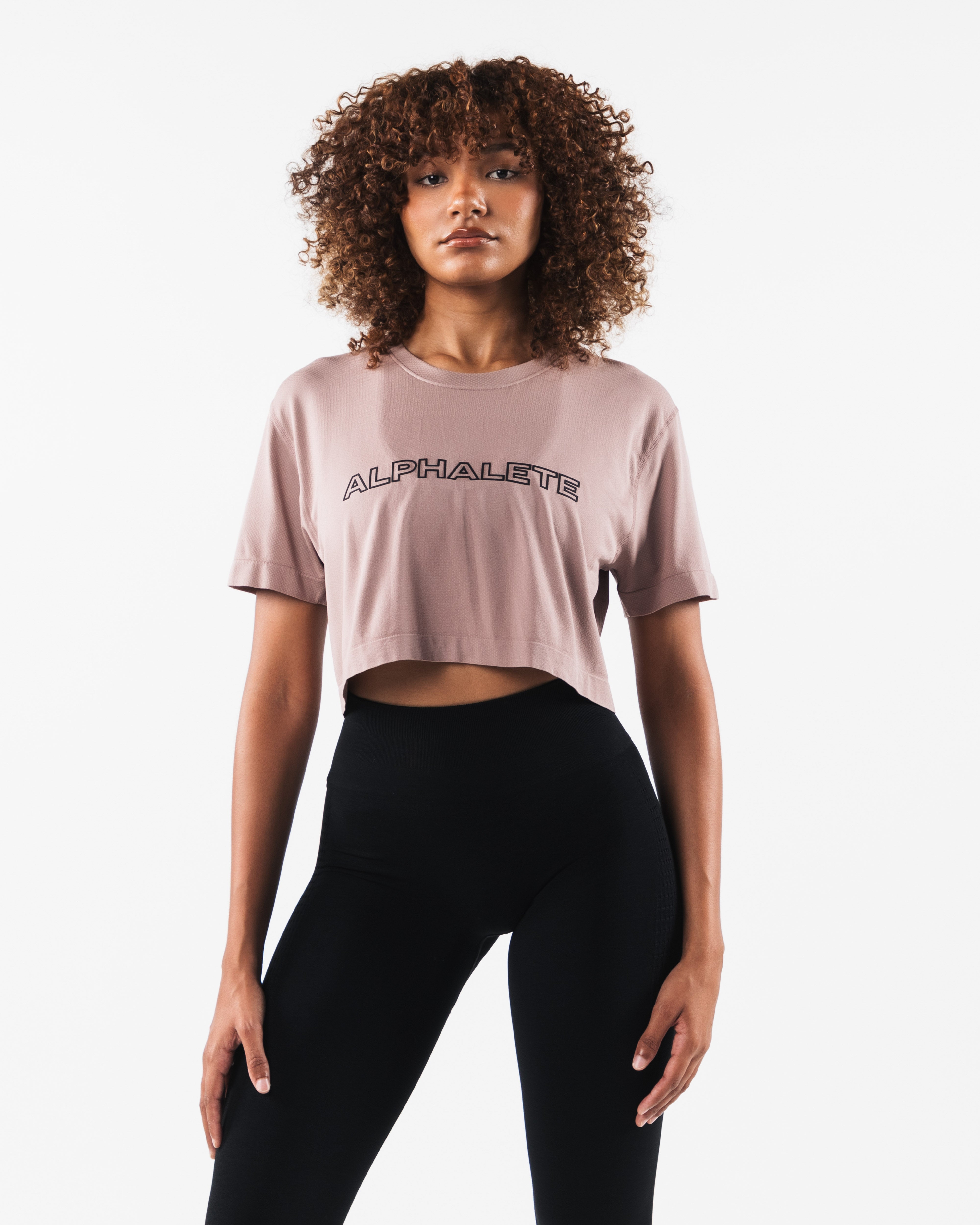 Amplify SS Crop - Black – Alphalete Athletics