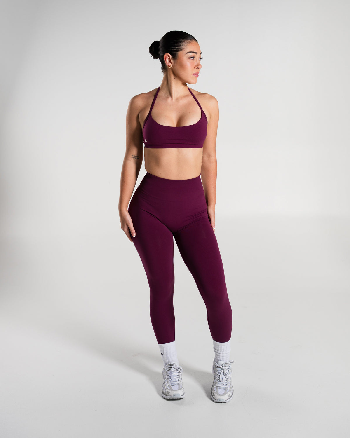 Amplify Ultra-High Rise Legging in Mulberry – Alphalete women's legging, view 8