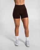 Amplify Mid Rise Short in Cashmere – women's shorts in nylon and polyester fabric