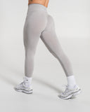 Amplify Ultra-High Rise Legging in LT Heather – women's high-rise seamless compression legging