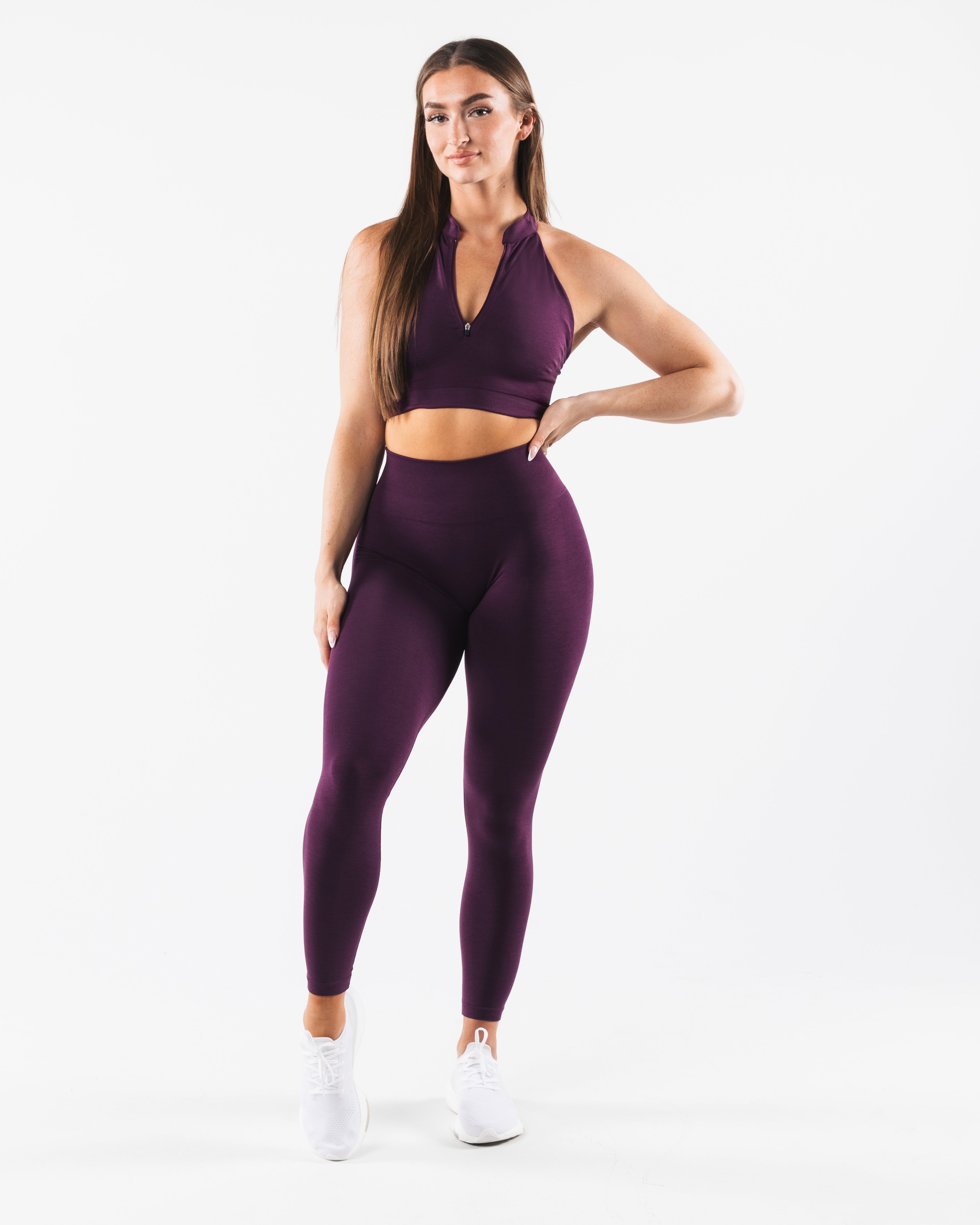 Amplify Gravity Ultra-High Rise Legging - Regio – Alphalete