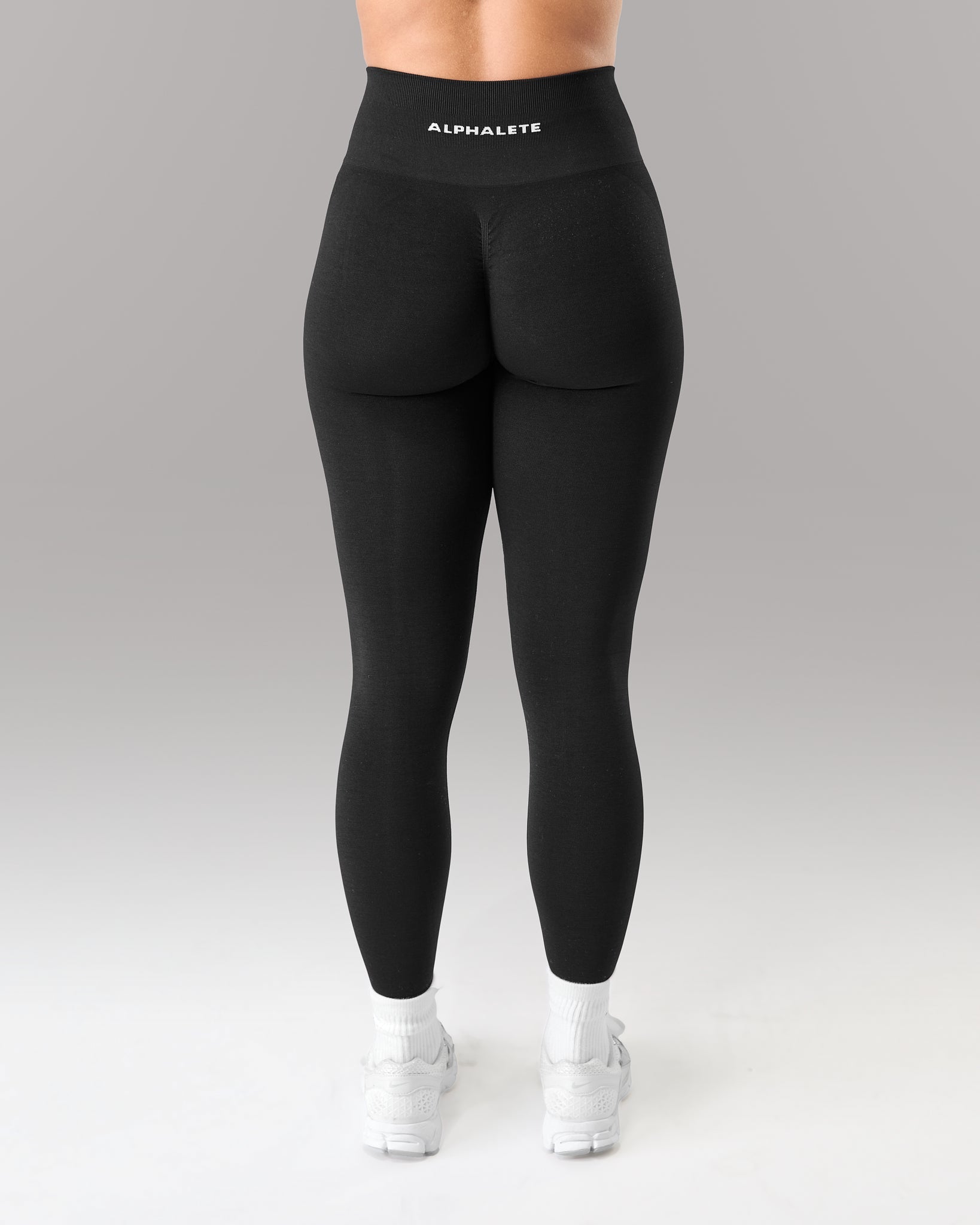 ALPHALETE Amplifyレギンス Amplify Ultra-High Rise Legging - Black | Workout Leggings
