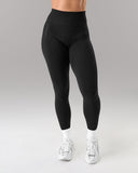Amplify Ultra-High Rise Legging - Black