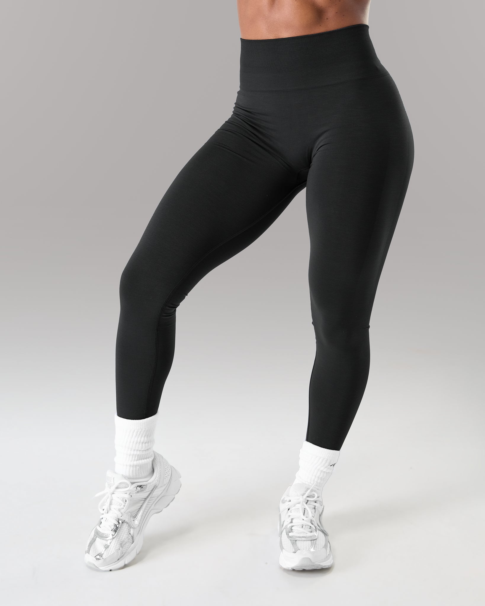 Amplify Ultra-High Rise Legging - Black | Workout Leggings