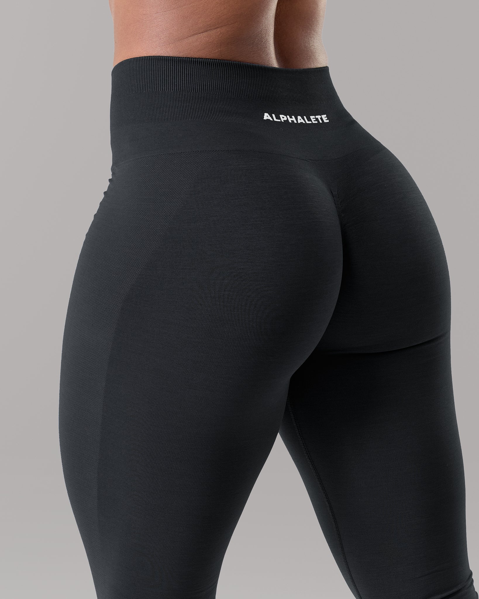 Amplify Ultra-High Rise Legging - Black – Alphalete Athletics CA