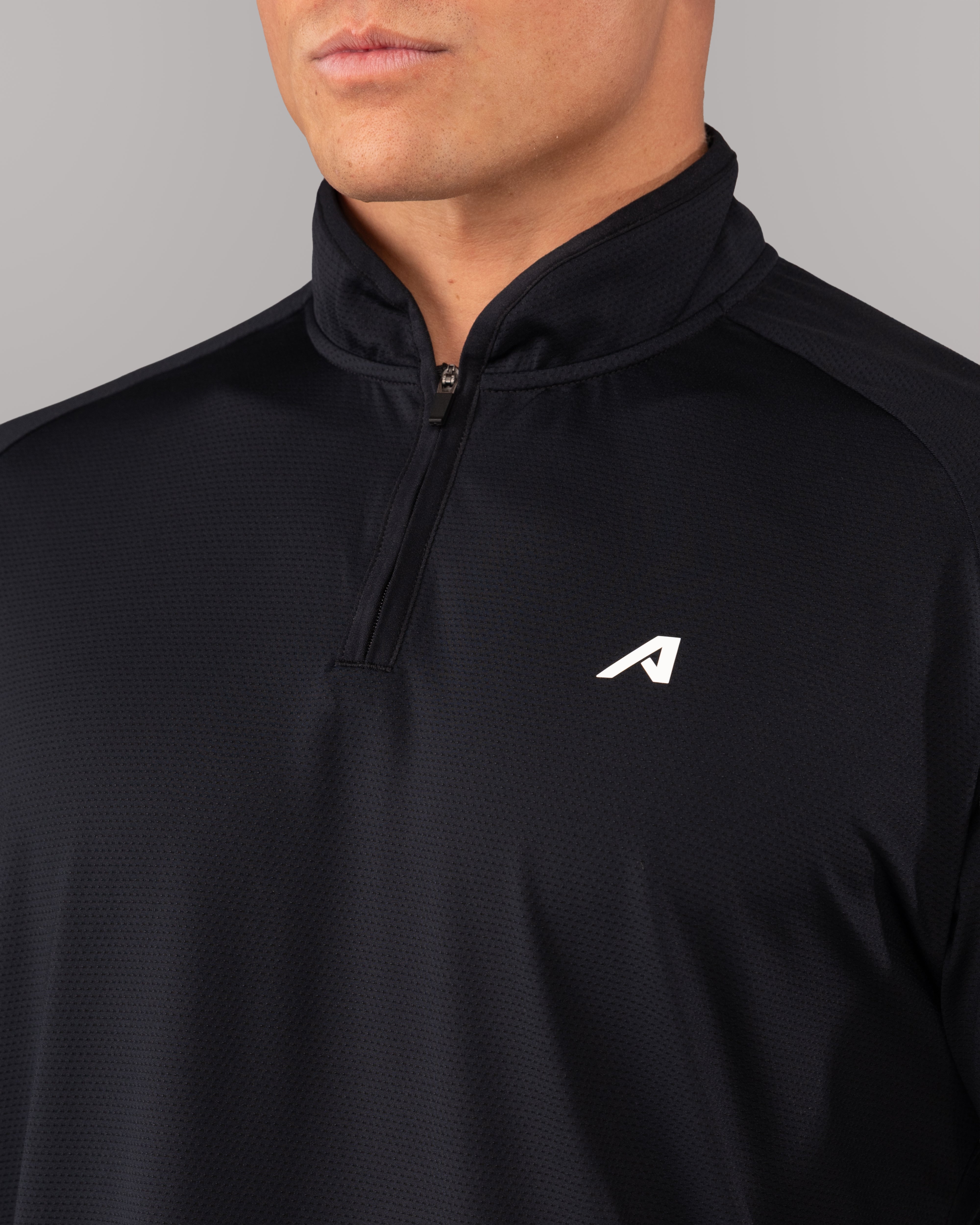 Racer Quarter Zip - Black – Alphalete Athletics CA