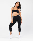 Aura Ultra-High Rise Capri - Black