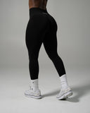 Pump Mid Rise Legging - Black