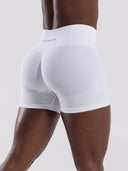 Pump Mid Rise Short - White