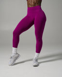 Pump Mid Rise Legging - Dark Fuchsia