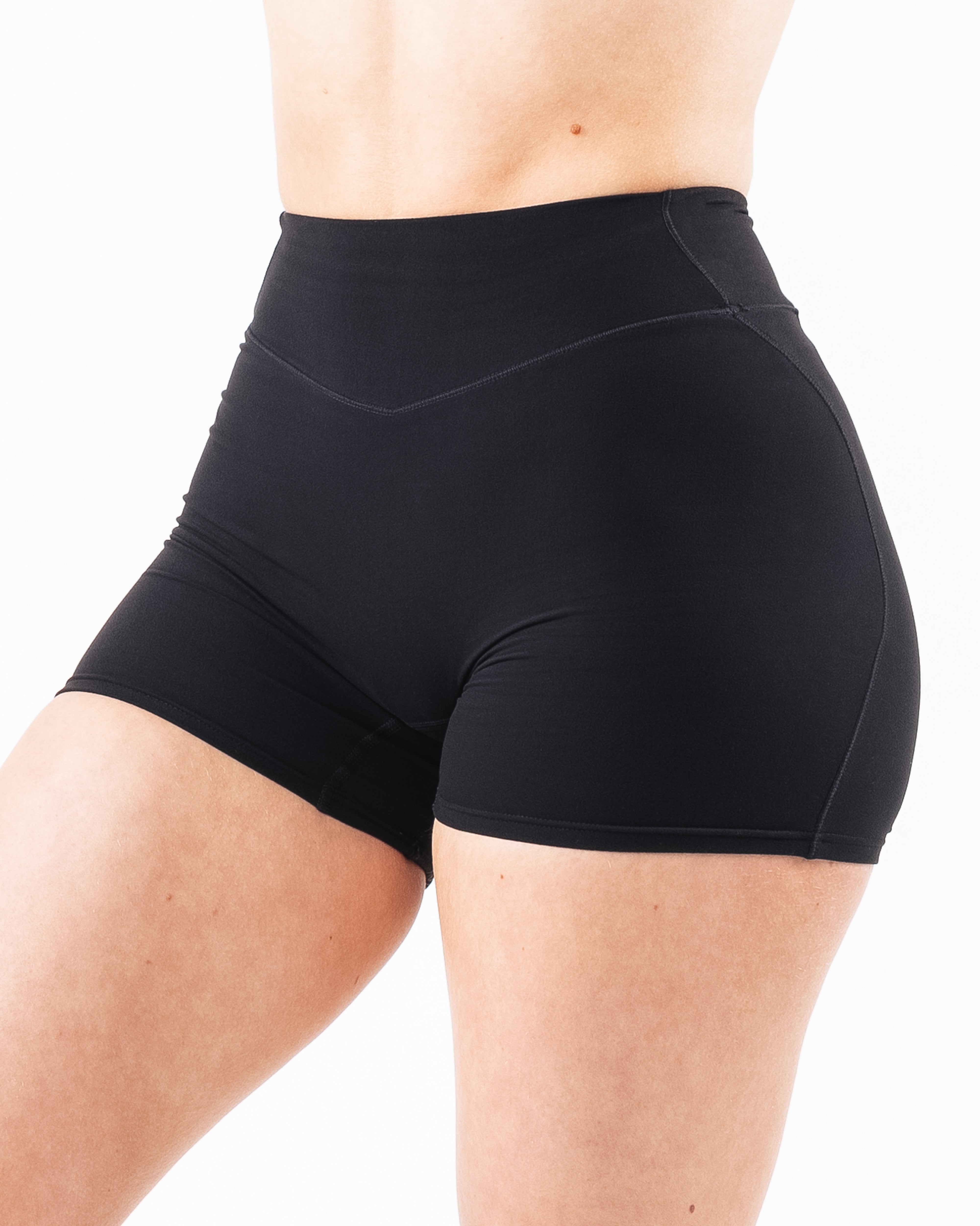 Everyday Core Mid Rise Short - Black | Alphalete – Alphalete