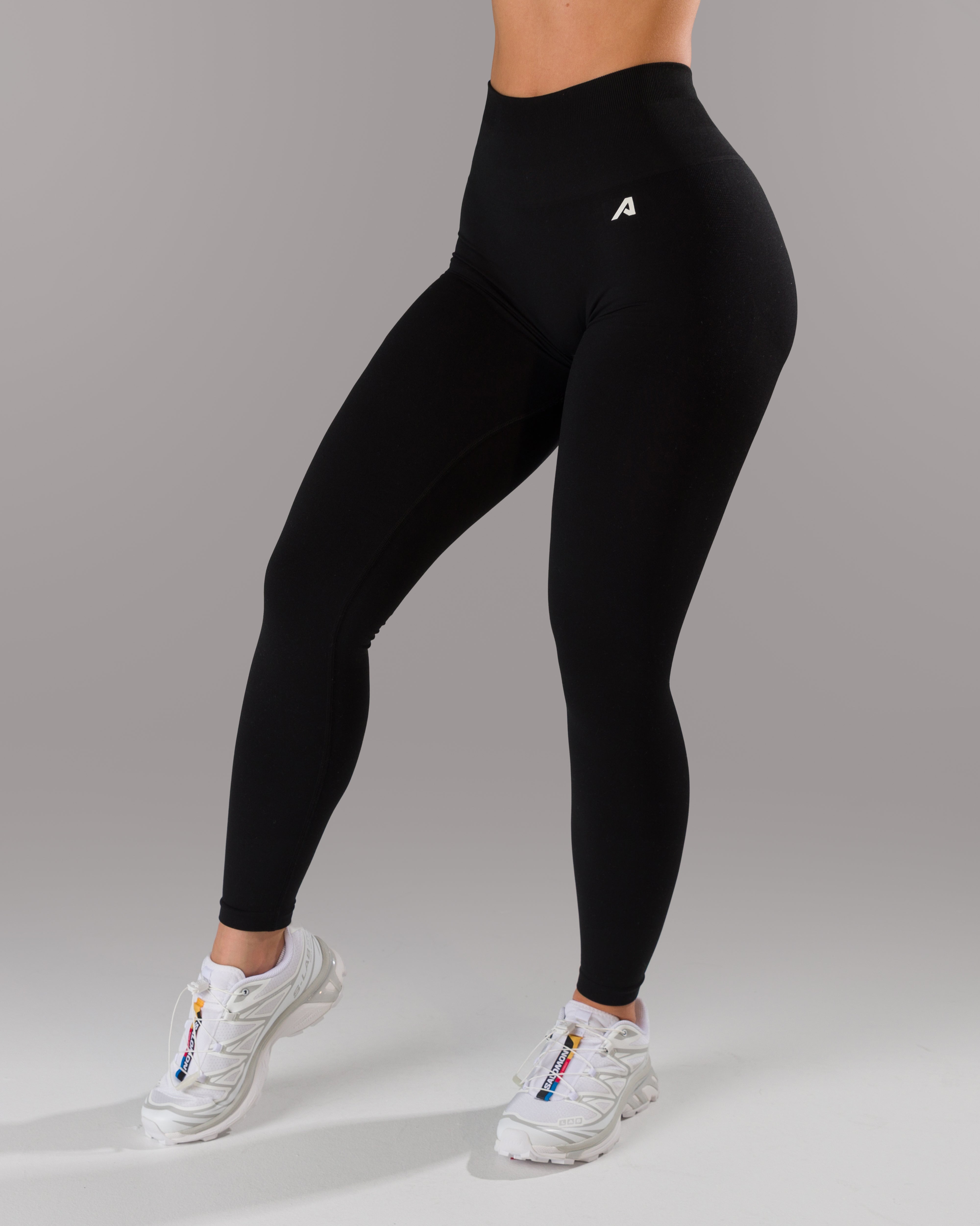 Pump Mid Rise Legging - Black w/ Logo | Workout Leggings