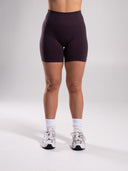 Pump High Rise Short - Black Garnet