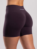 Pump Mid Rise Short - Black Garnet