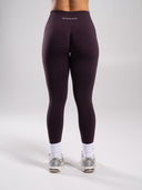 Pump Mid Rise Legging - Black Garnet
