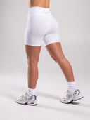 Pump High Rise Short - White