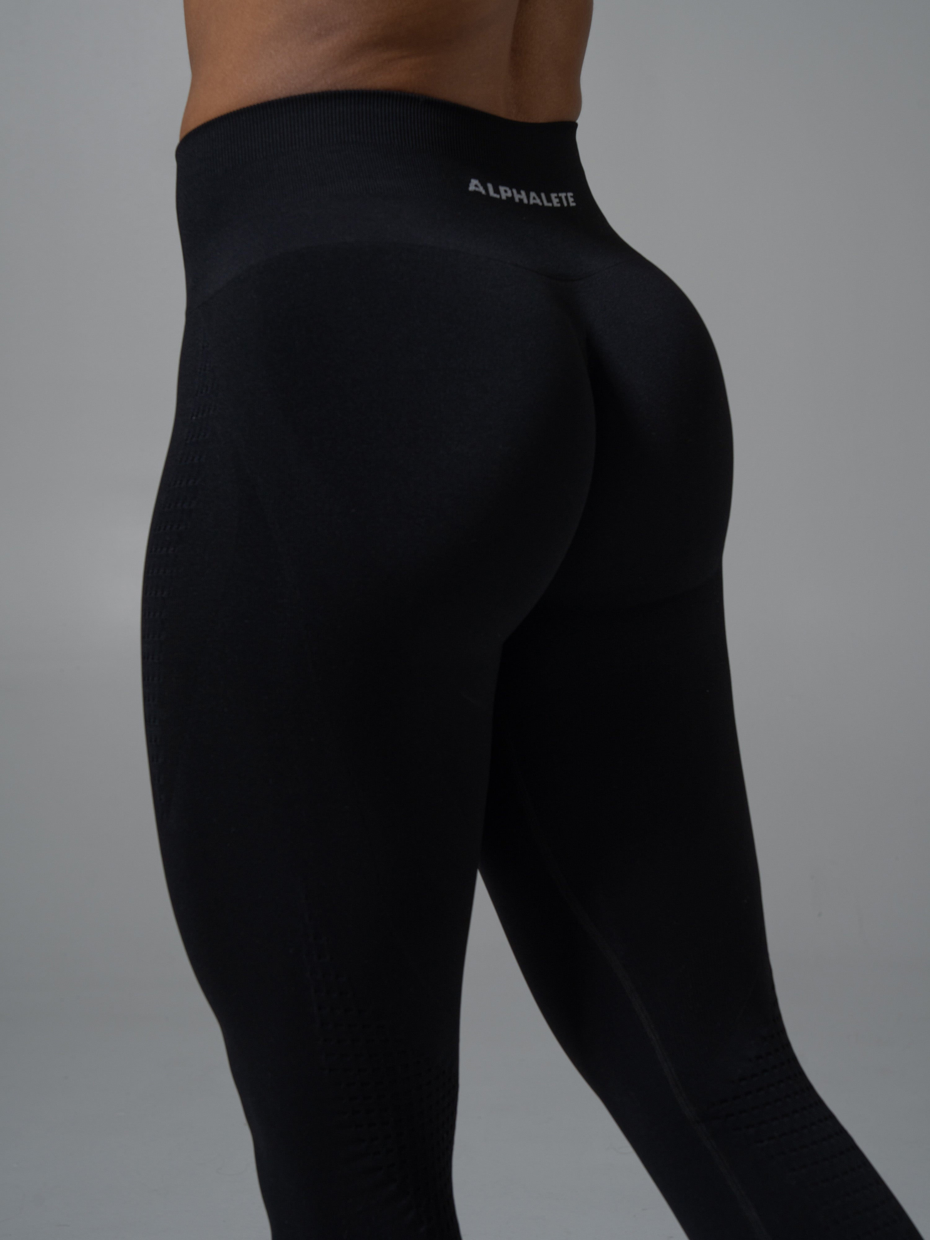 ALPHALETE Amplifyレギンス Amplify Gravity Ultra-High Rise Legging - Regio | Alphalete