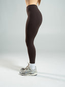Aura Ultra-High Rise Legging - Walnut