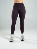 Aura Ultra-High Rise Legging - Black Garnet