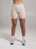 Pump Mid Rise Short - Wheat