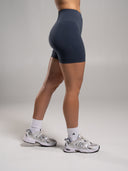Pump Mid Rise Short - Dusty Navy