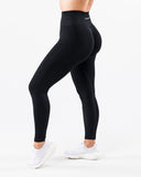 Contour Ultra-High Rise Legging - Black