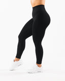 Amplify Ultra-High Rise Legging - Black