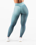 Aura Ultra-High Rise Legging - Aura Glacier Print
